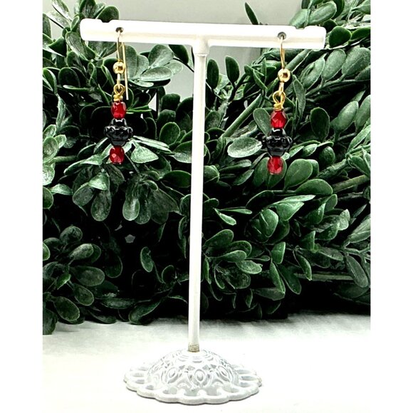 Black and Red Glass Beaded Dangle Earrings With Gold Hook - Picture 4 of 5